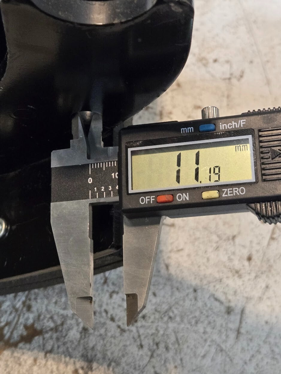 TRP Brake Shoe 4725D 23K PREM B1 FF 103582 | 2148561 for Bendix 819706 | 33911 B