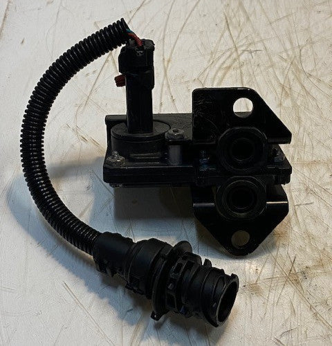 Exhaust Gas Differential EGR Pressure Sensor for Volvo Trucks 21442662 | 10W405