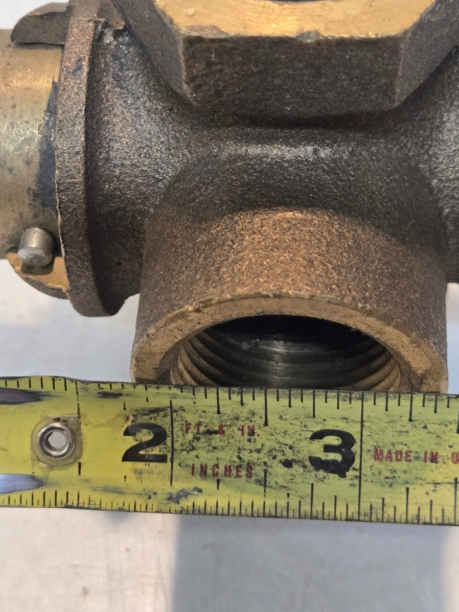 McDonald 150 3-Way Brass Valve 1 in FNPT Ports | Quarter Turn | 1-3/4 in Hex