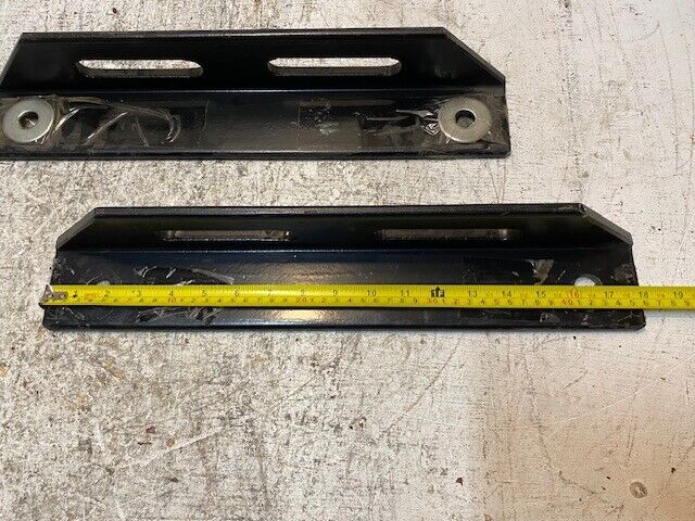 Pair of Mounting Frame Rail Brackets 18" Long 2-7/8" Wide 2-7/8" Tall 20mm Bore