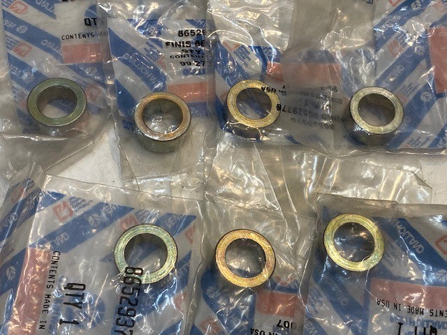 7 Quantity of New Holland 86529376 Spacers 25mm OD 16mm Bore 11mm Wide (7 Qty)