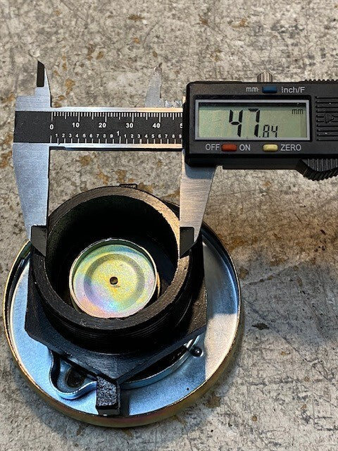 Vented Tank Cap 4" OD 2-1/4" Tall 48mm Bore 59mm Thread