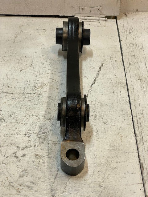Suspension Control Arm AXB2605514 667810 NR