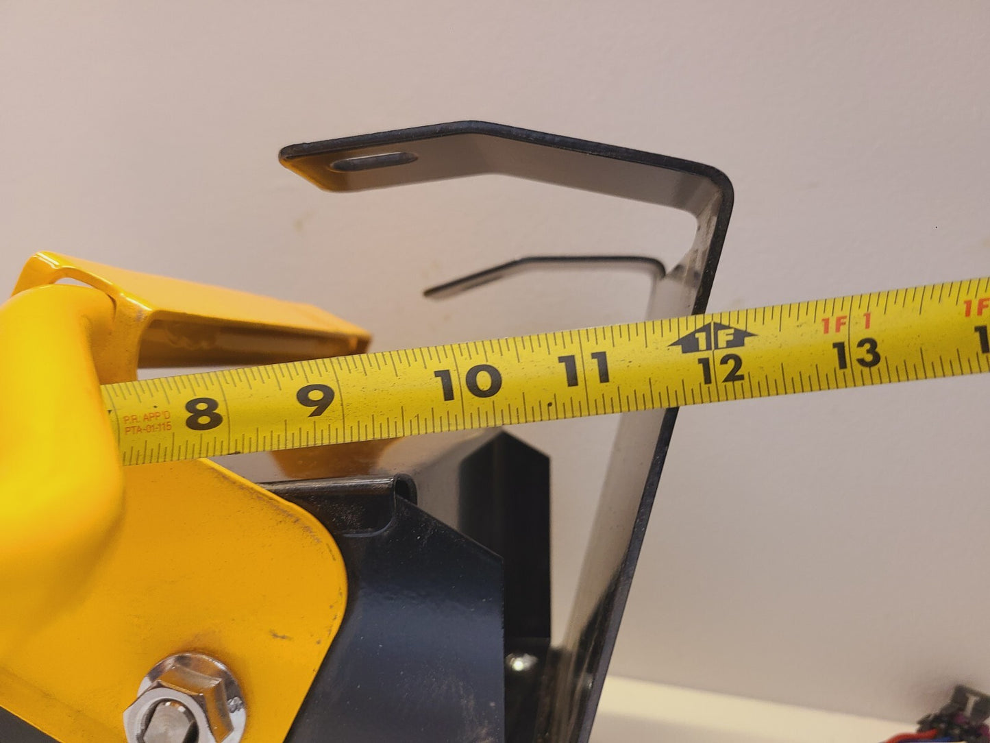 Electric Defender Series Crossing Arm Base 078114