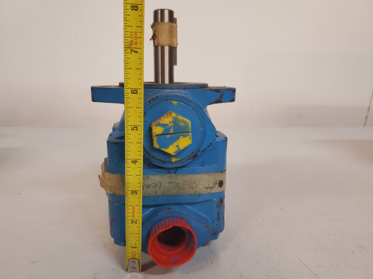 Benchmark Hydraulic Pump 399722 | V201S12S1C11