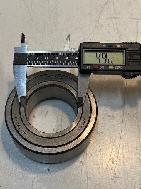 IKO Cam Follower Needle Roller Bearing NART50VUUR 90mm OD 50mm Bore 32mm Thick