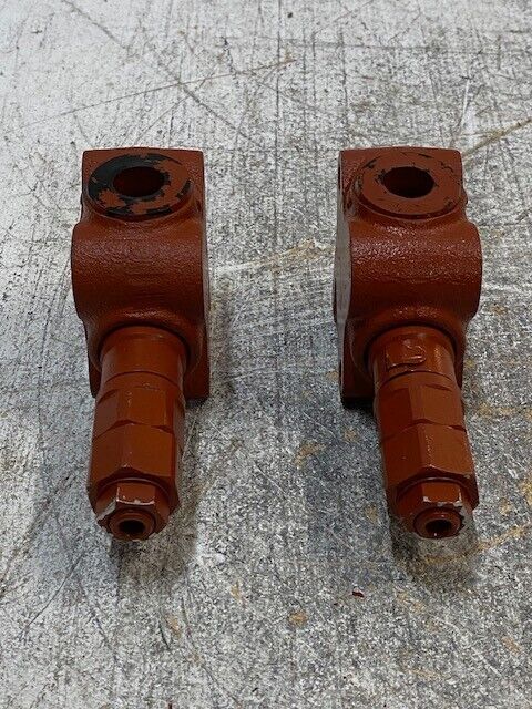 2 Qty of KYB C0610-30015 Plug Valves P1/2 (2 Quantity)