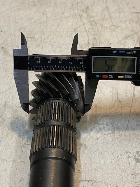 Manual Transmission Countershaft Layshaft 12" Long 53mm 15-Teeth 39mm End