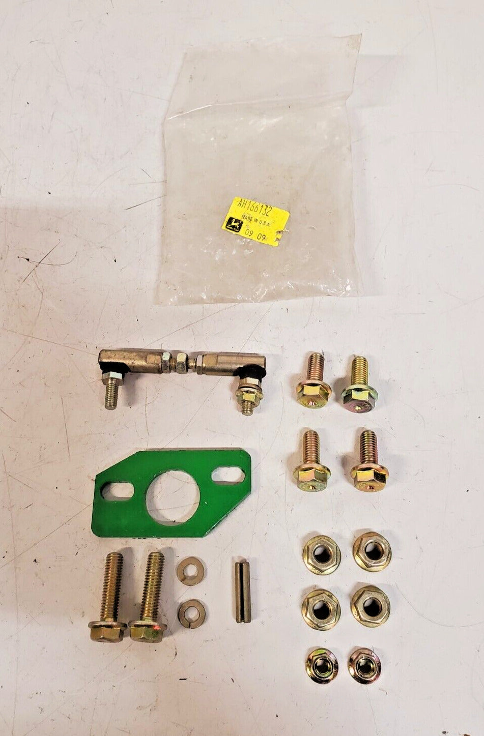 John Deere Shifter Linkage Kit AH166132