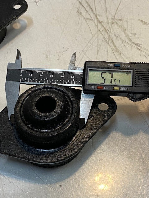 5 Quantity of Engine Motor Mounts 17mm Bore 5-1/4" L 3-1/4" W (5 Quantity)