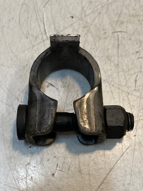 Cross Tube End Clip Hose Clamp 2" H x 3" W x 3-1/2" L