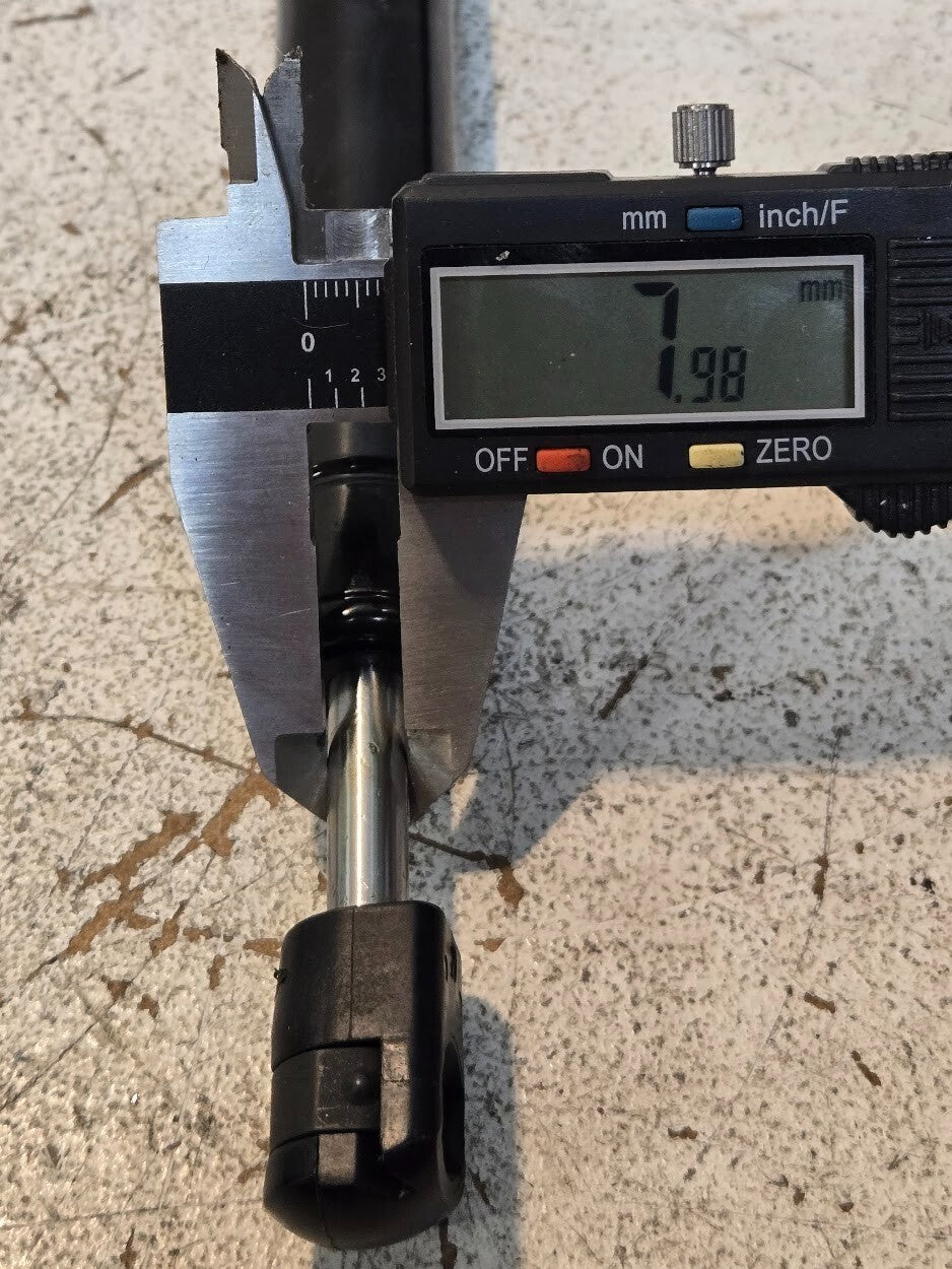 Paccar P3766 Upper Bunk Dampener 14965AA | 305 12