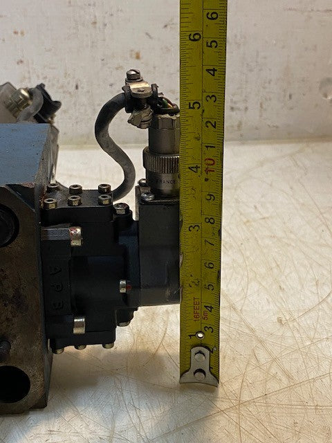Bosch Rexroth Finn-Power Valve 00566057 | 3WRCE 32 L001-11=SG24/M-1=FP