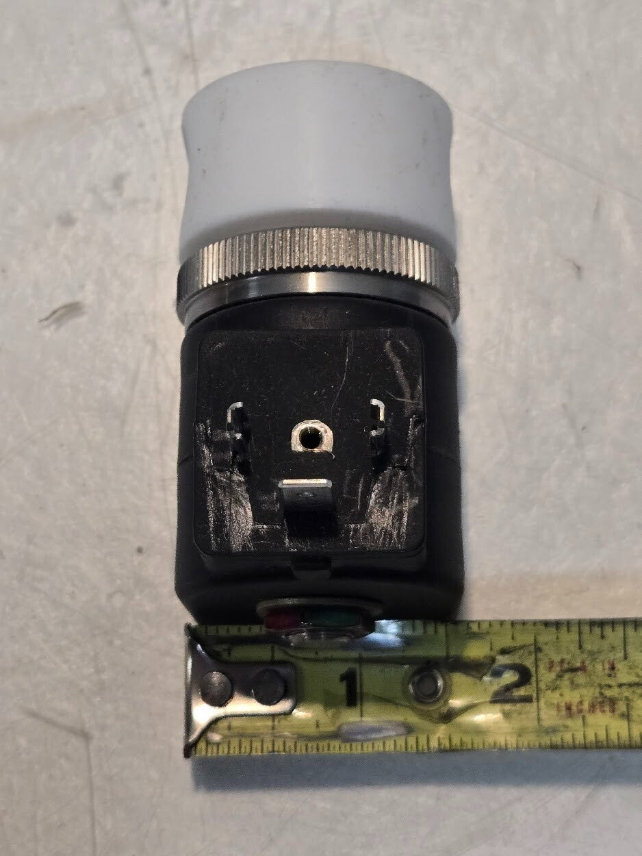 Parker Solenoid Valve 1/4" NPT Teflon 71214TN2SV00N0D100C2 | 140 KPa | 20 PSI