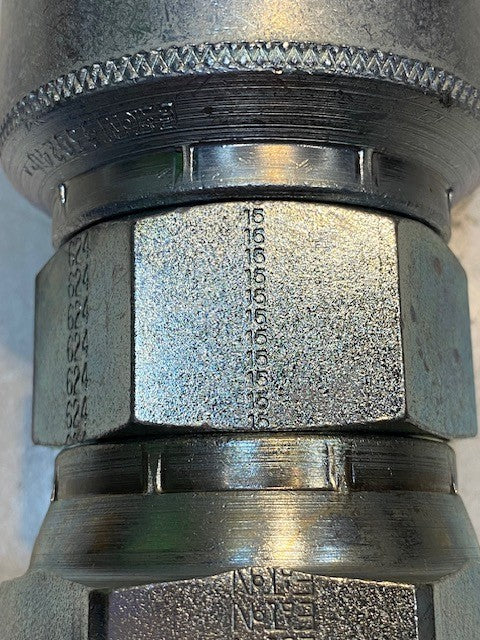 Eaton Weatherhead 43024U-624 Hose End Female Swivel 4-Wire Fitting 1-1/2" JIC