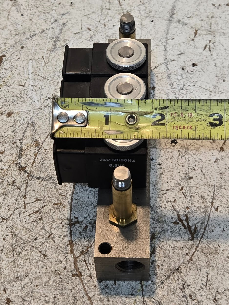 CFA Manifold Block and Solenoids 95-211N205-41 | 1/4" Pipe | 203 PSI | 24VAC 5W