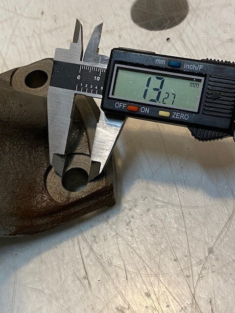 Propeller Yoke Assembly PSS-1 | 10" H 8-1/2" W 100mm Dia. 60mm Bore
