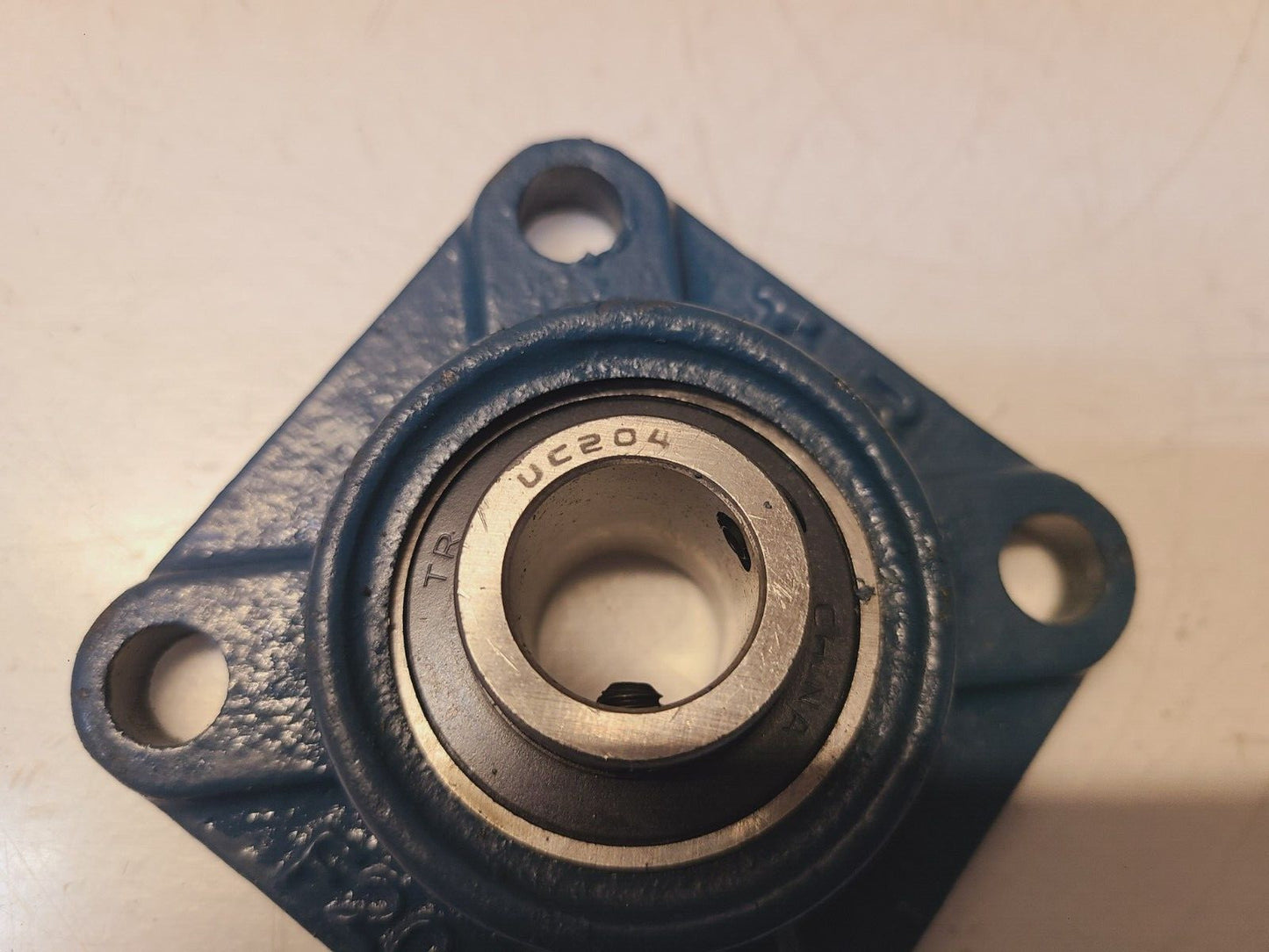 TR Pillow Block Bearing UCF204 | UC204