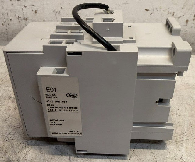 Carrier Transicold Definite Purpose Contactor Model 10-00433-11 Control Switch