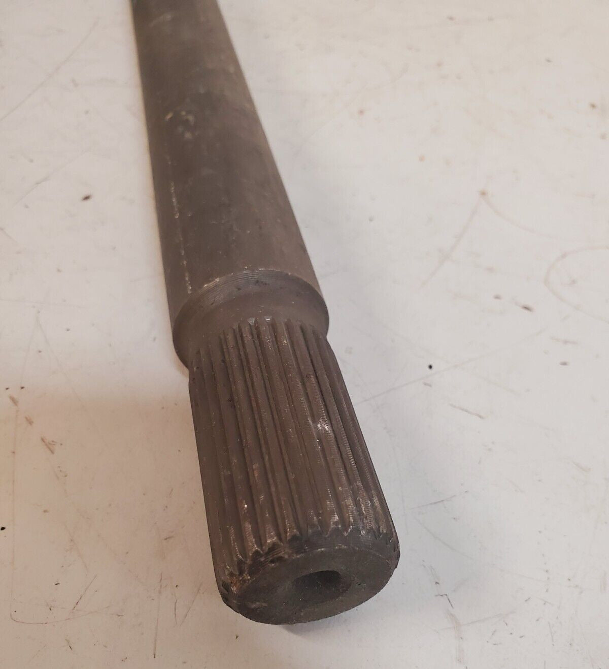 Axle Shaft 32.5" Length 28 Spline