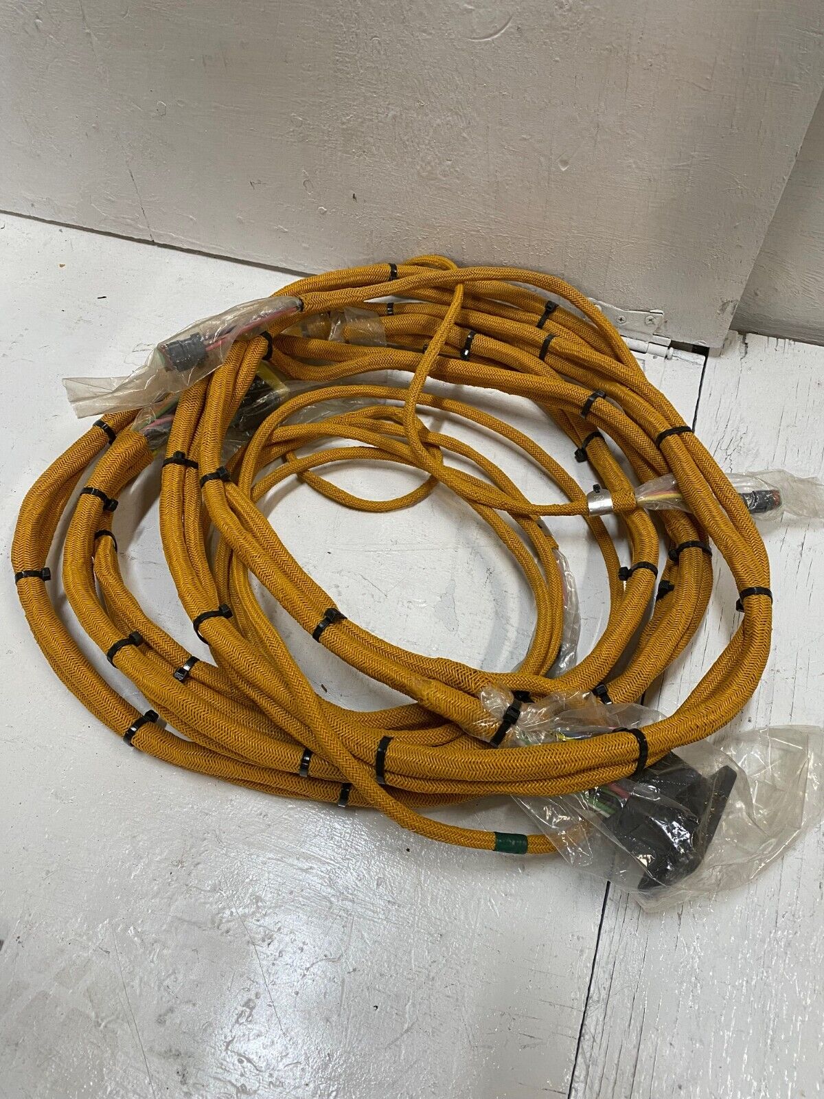 Caterpillar CAT Harness 211-0552