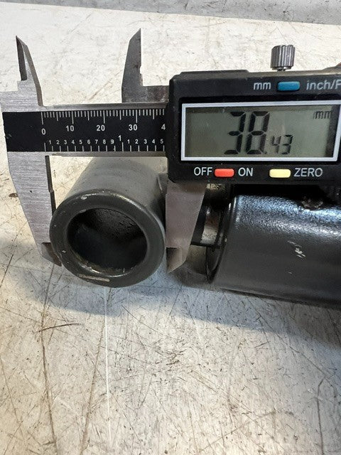 Double Acting Hydraulic Cylinder Cross Tube Mount F424CY13 | 03305 JL | 38016