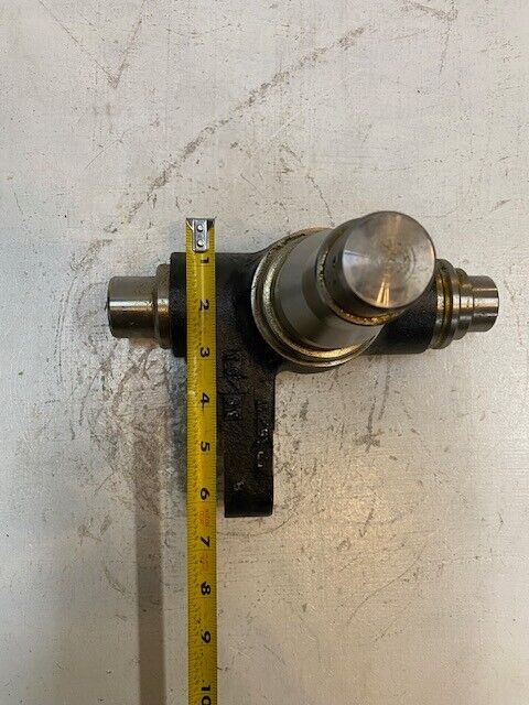 Spindle Knuckle 1235231 38/03 (See Pictures for Measurements)