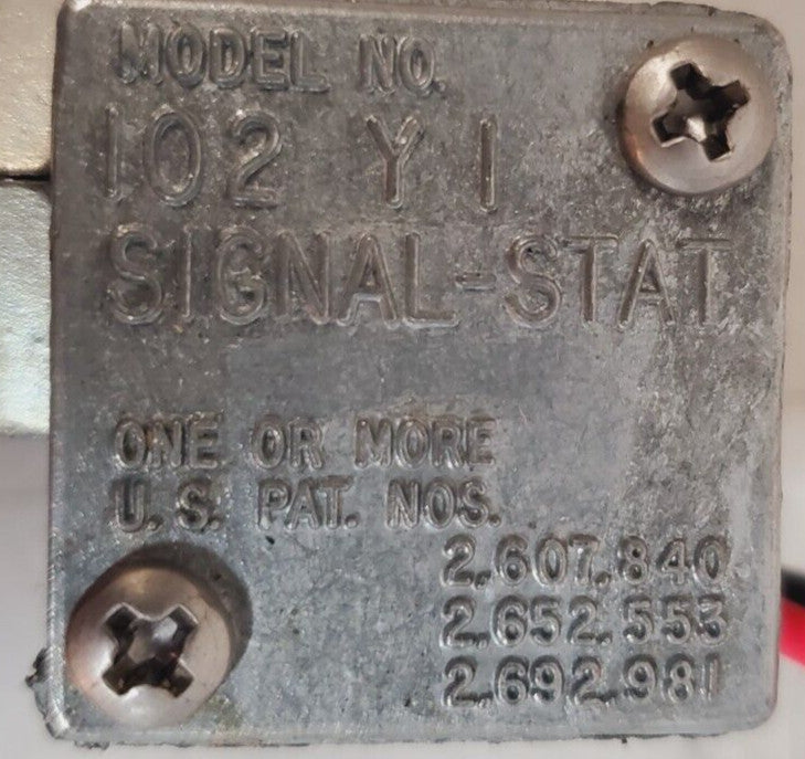 2 Qty. of Federal Mogul Signal-Stat Lighting Zinc Universal Switches 102 (2 Qty)
