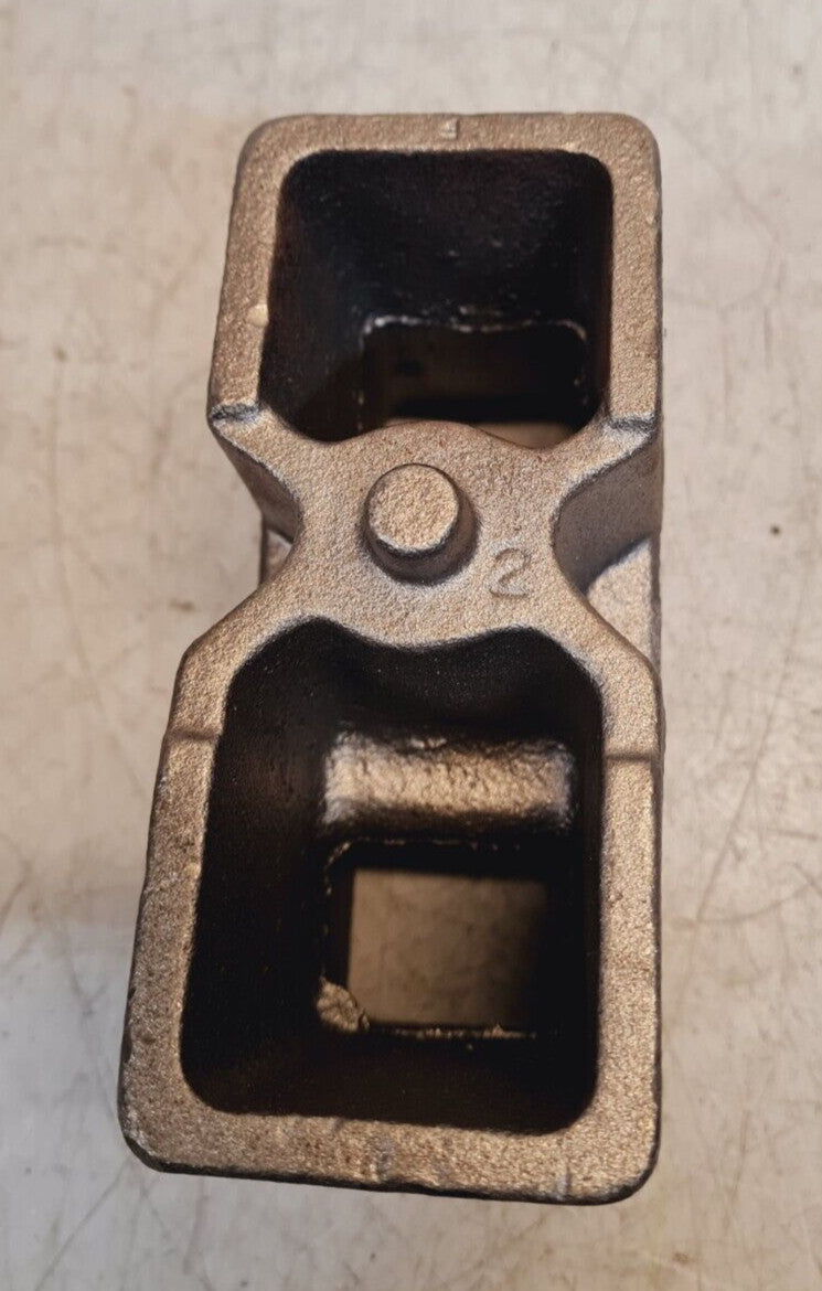 Skyjacker Rear Block 5.5" Off-Center Pinned RB255