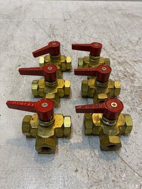 6 Quantity of Detroit T-Shaped Male Ball Valves 1BR/1BS 377 (6 Quantity)