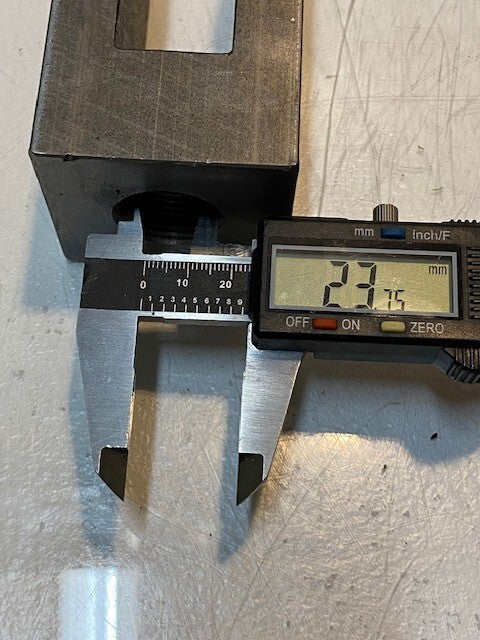 YOKE A070002TD 19mm Pin Hole 24mm Bore 4" H 2-1/4" L 2" W