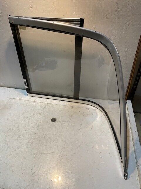 Boat Windshield Section Model 1800X | 23" H 20" D 41" L