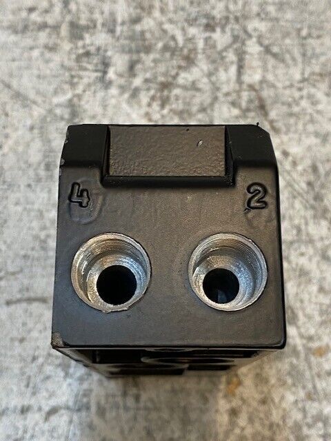 Pneumatic Solenoid Sub-Base Manifold 6" Long 2-1/8" Wide 1-7/8" Deep