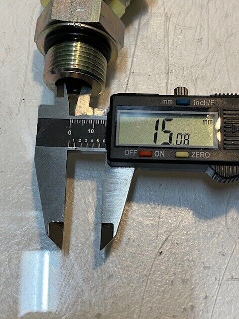 New Holland Elbow Fitting 85803487 | 36mm Thread 21mm ID 27mm Thread 15mm ID