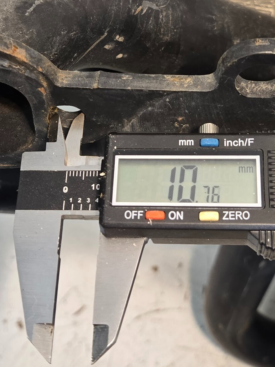 Exhaust Header 3" Outlet 4 Cylinders Long Tube 36" Overall Length 17.25" Height