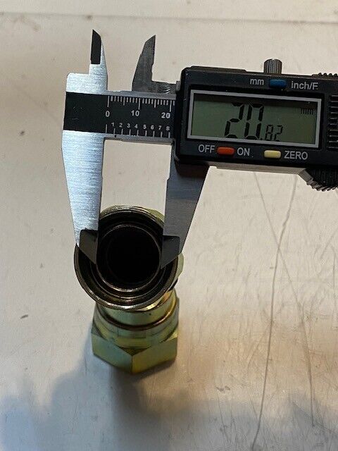3 Quantity of A-16 Steel Hydraulic Hose Fittings 4-1/4" H 38mm Hex (3 Quantity)