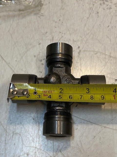 Precision Universal Joint 447 | 3-5/8" Wide