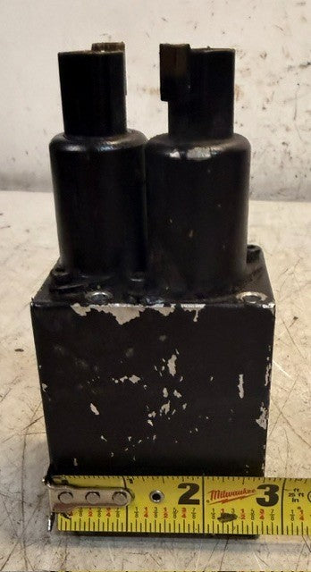 Compact Hydraulic Solenoid Control Valve Block 2F3COR39030 Industrial Unit