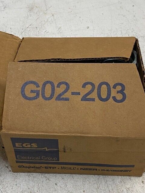 5 Qty of Oz-Gedney 4Q-125 Straight Liquidtite Connectors EGS G02-203 (5 Qty)