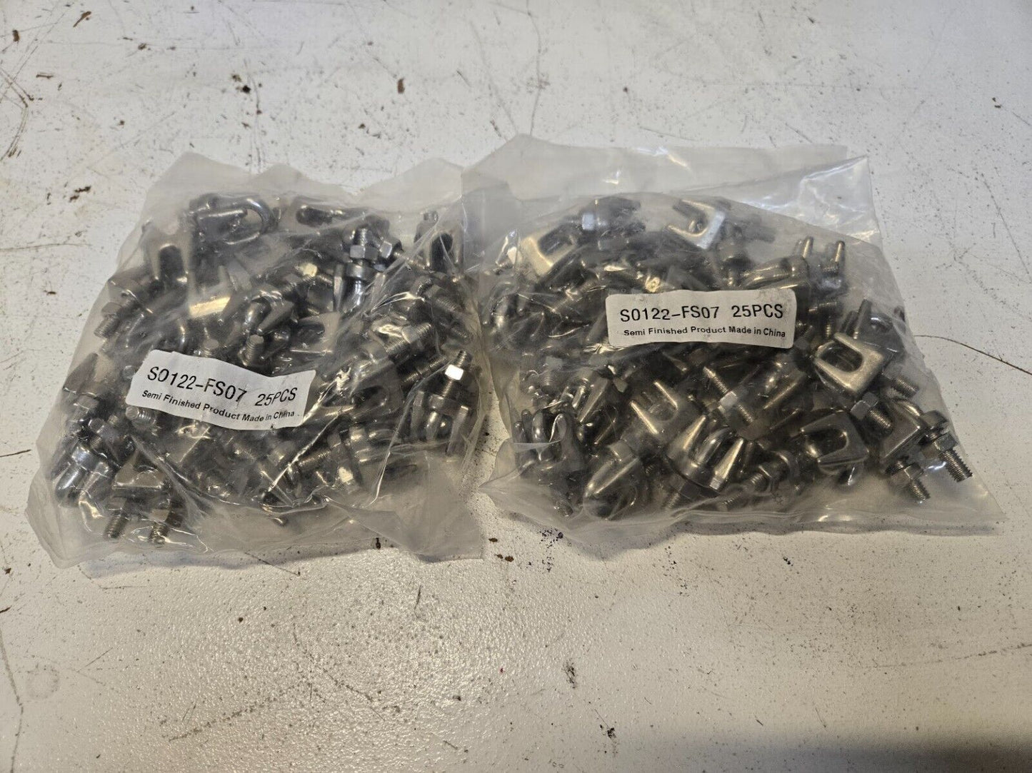 50 Quantity of Suncor Stainless S0122-FS07 1/4" Wire Clips (50 Quantity)