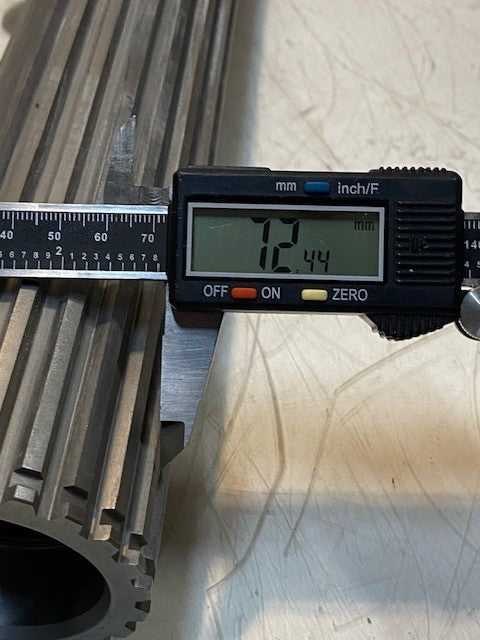Spline Shaft 22-Spline 72mm OD 52mm ID 15" Long 2-3/4" Wide