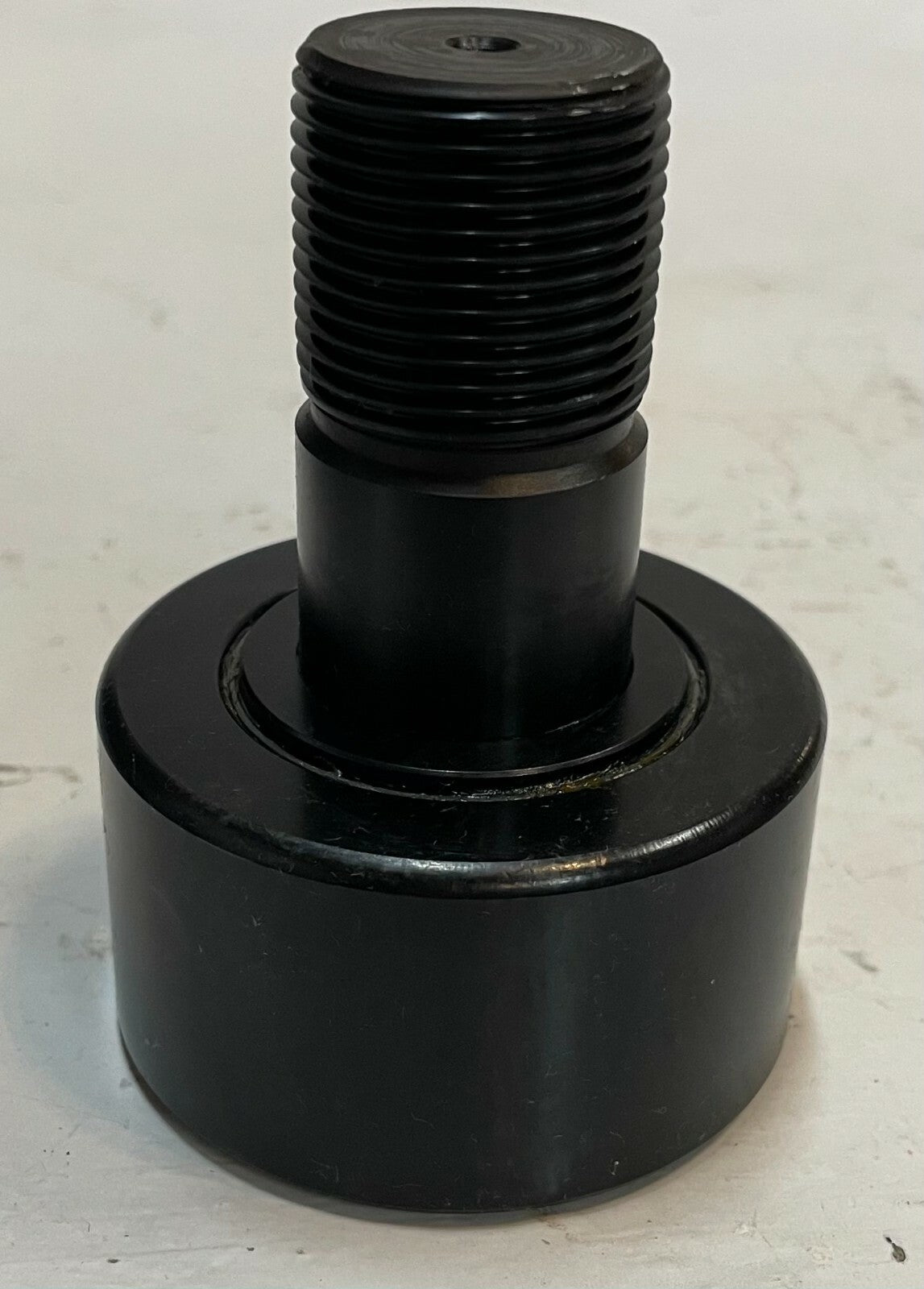 McGill CFH 2 3/4 S Crowned and Flat Cam Follower Heavy Stud Camrol Series 2-3/4S