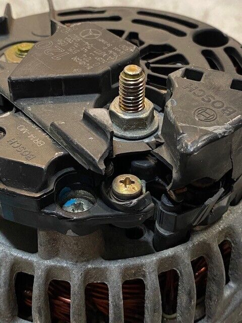 Bosch Alternator 0124515056 | BR14-MO | 0111549102