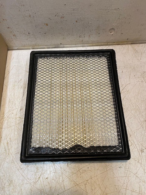 NAPA Gold Filter 9820 | 549820 Air Filter Engine Intake Filter Replacement