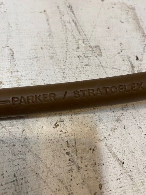 Parker Stratoflex Hose Assembly 124J001-8CR0240