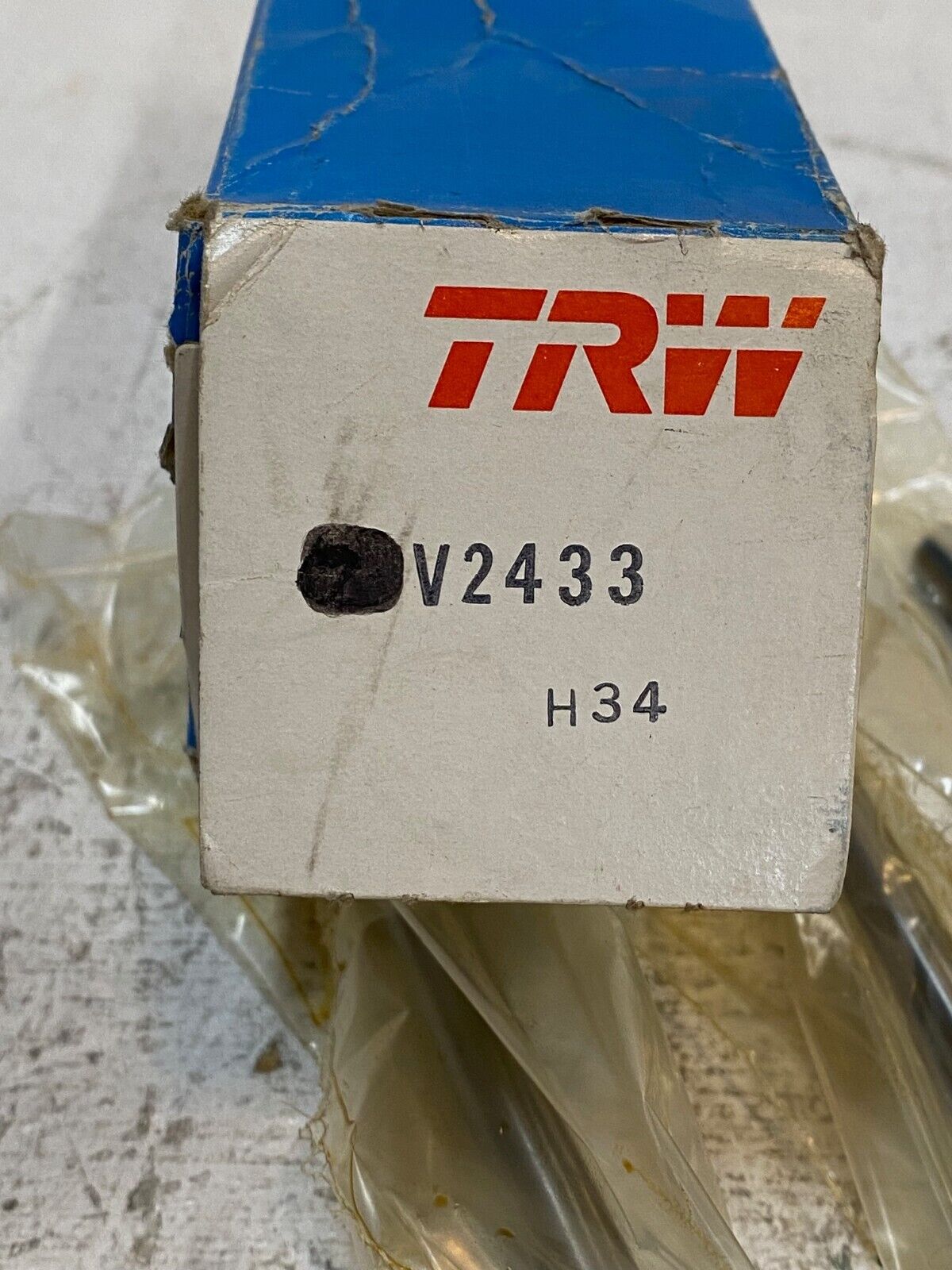 4 Quantity of TRW 9001071 Motor Exhaust Engine Valves 59875-V2433 (4 Quantity)