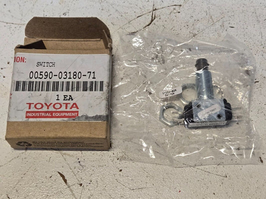 Toyota Forklift Switch 00590-03180-71 | 11-530029