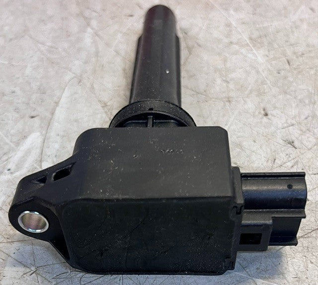 Standard Motor Products UF656 Ignition Coil Direct Ignition Engine Part