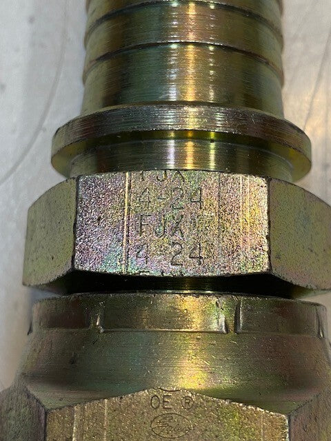 Gates Hydraulic Hose Fitting 4-24 FJX | 24-24 | OH | 5-1/8" H 45mm Thread