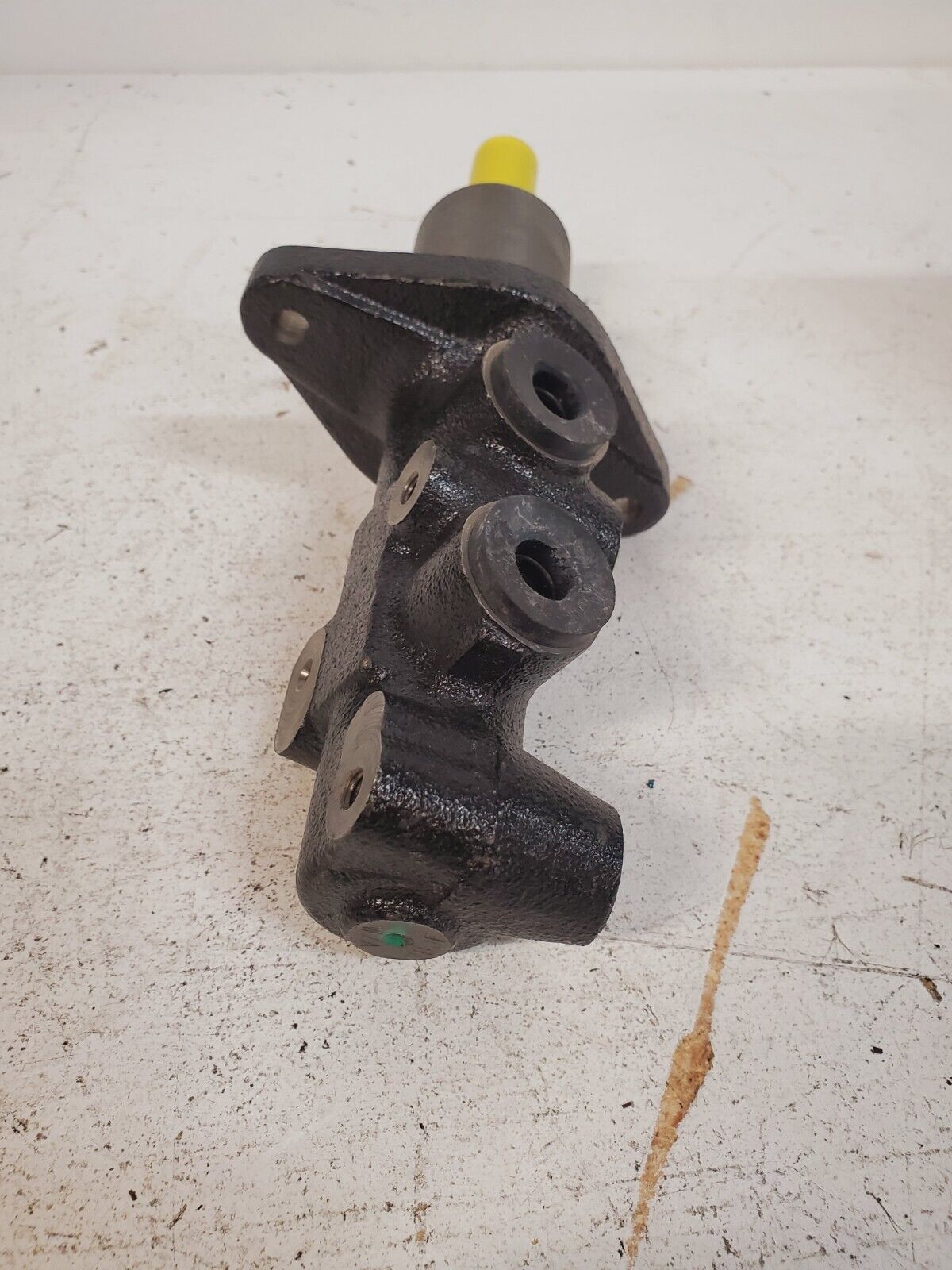 Brake Master Cylinder B-181